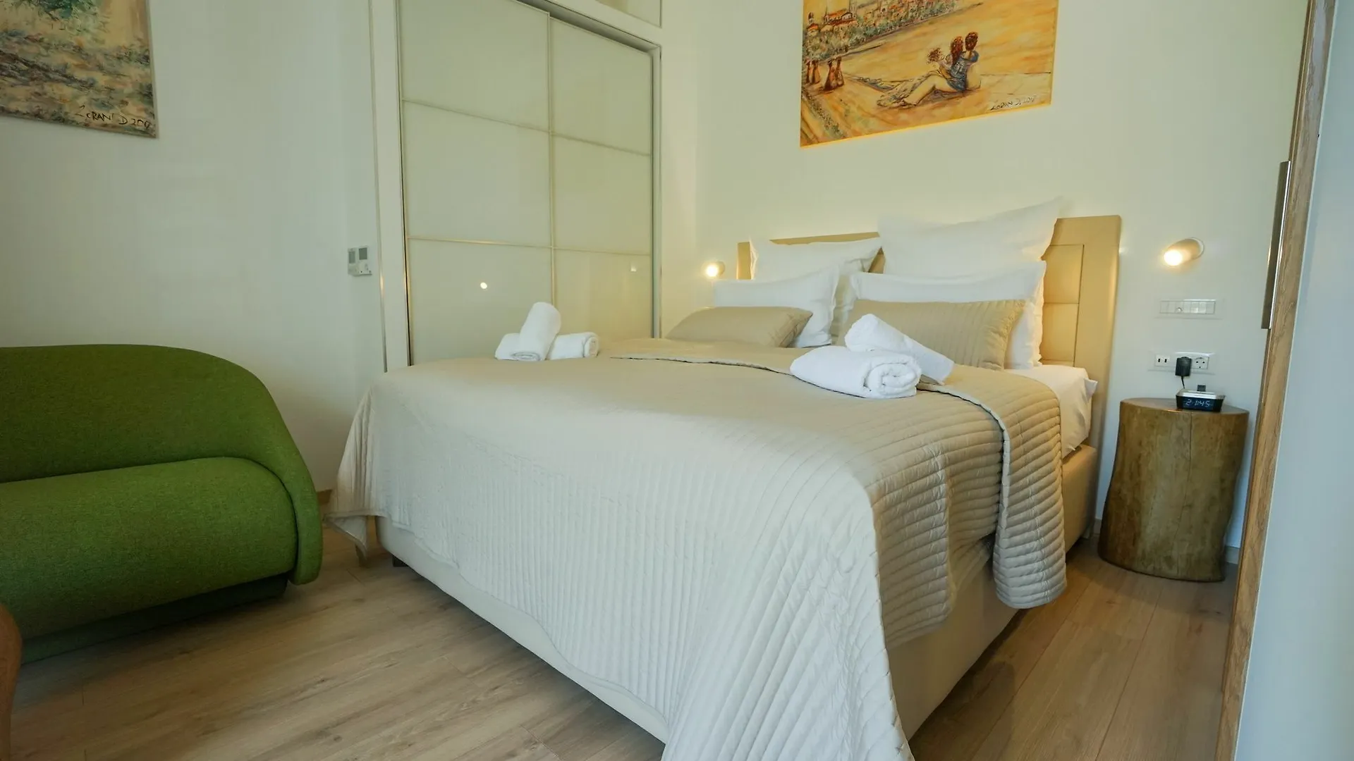 Destino City Apartments 0*, Задар